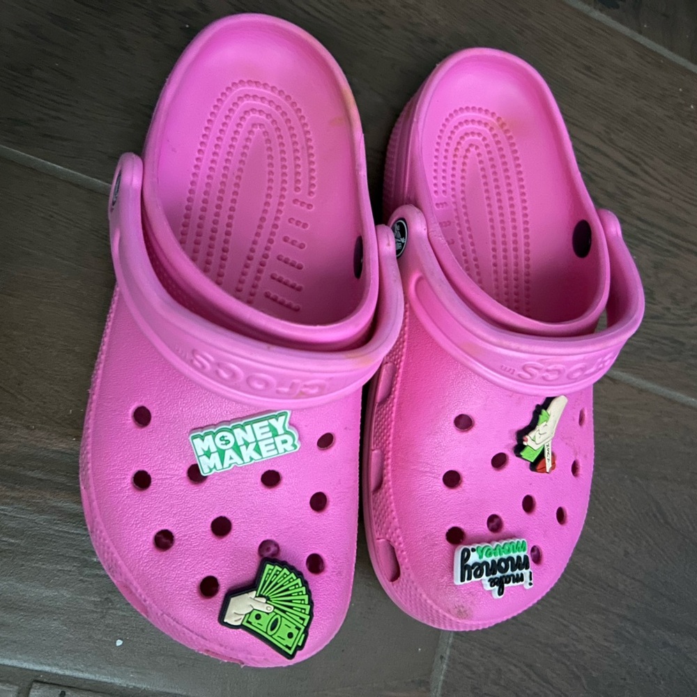 Crocs